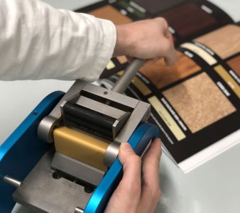 bending-test-decoral-system